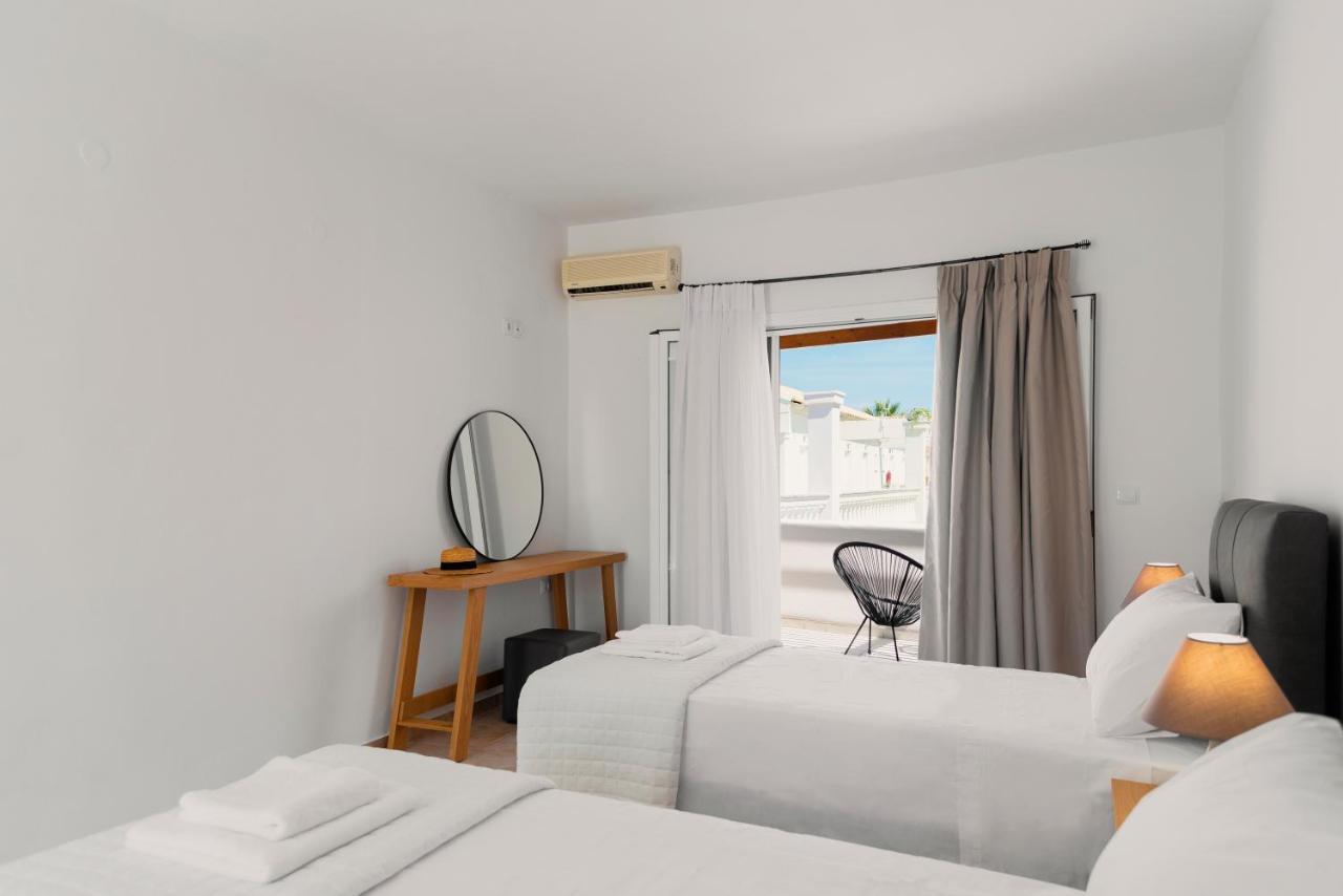 Apartahotel La Playa Grande Kávos